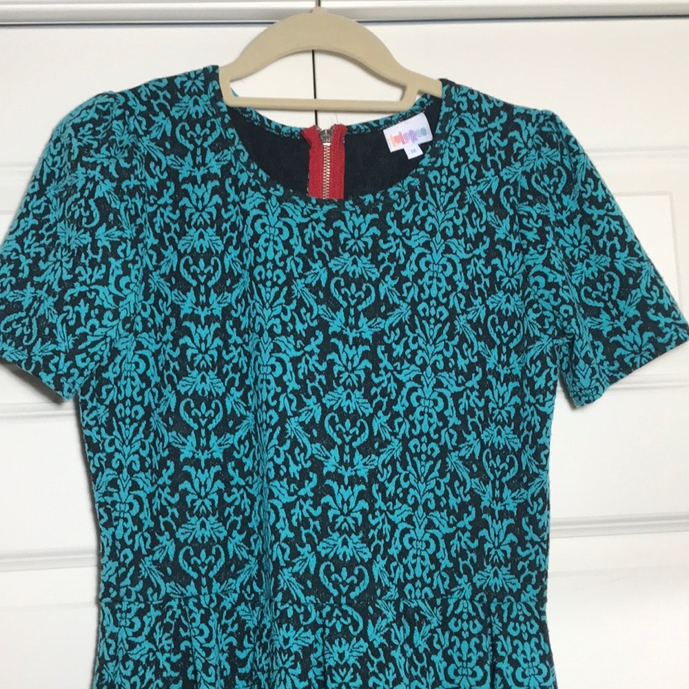 Lularoe Amelia size M